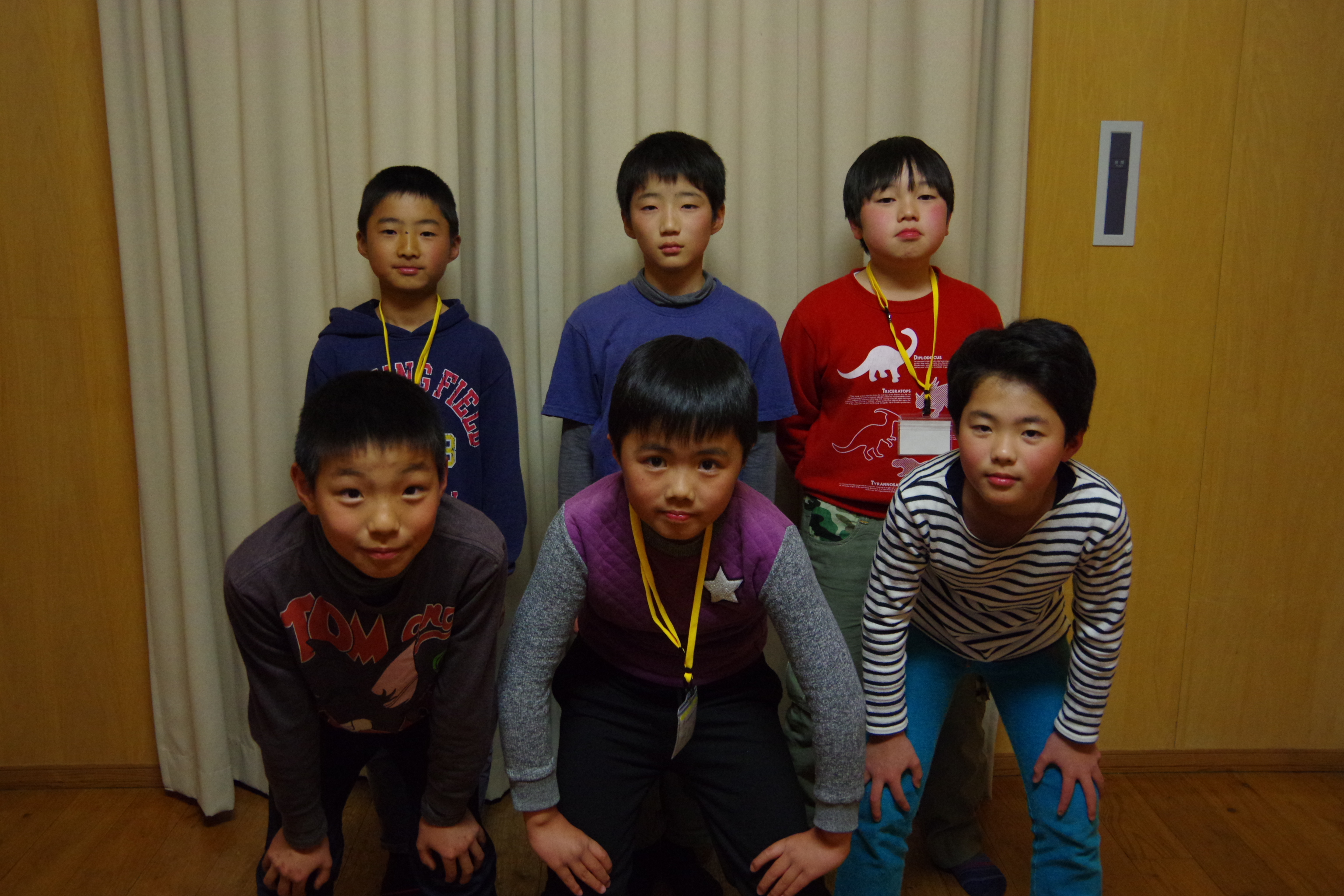 E男子